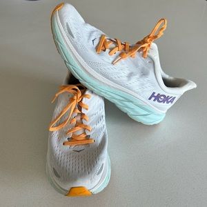 Hoka Clifton 8 women’s size 10